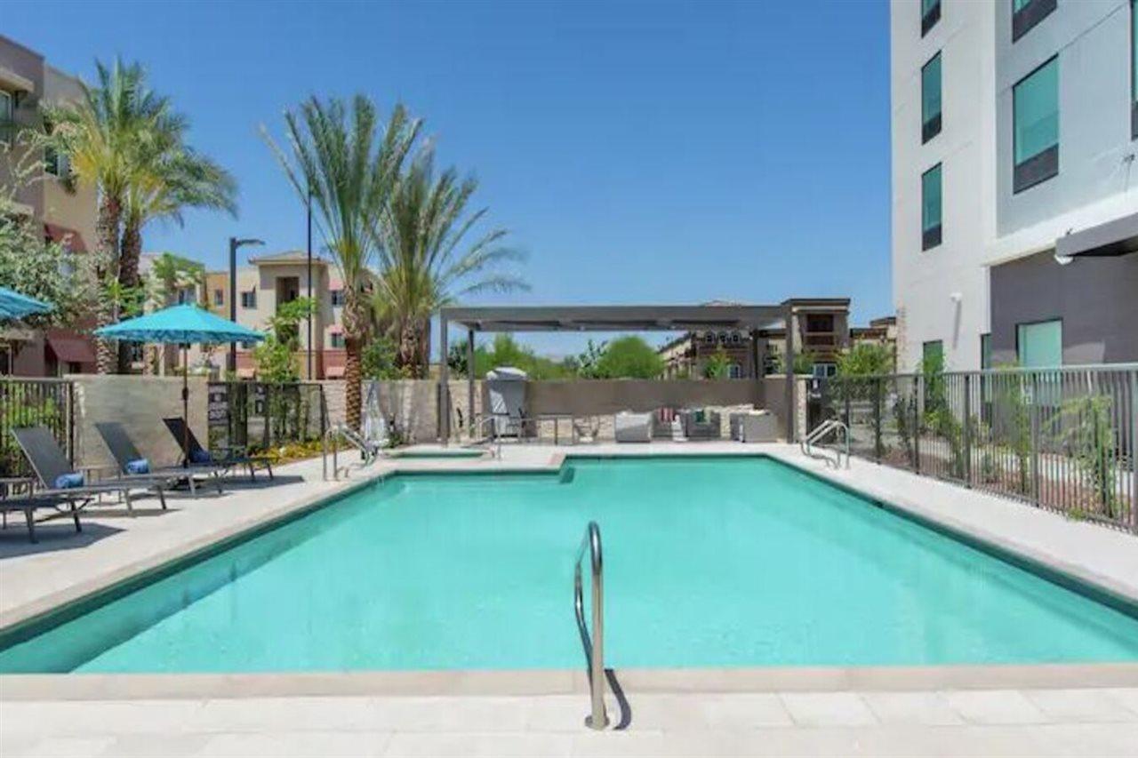 Hilton Garden Inn Surprise Phoenix Exteriör bild